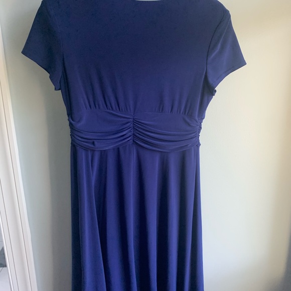 R&M Richards Dress - Picture 3 of 5